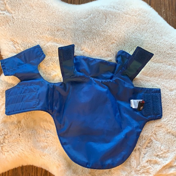 Adjustable rain jacket - Picture 6 of 10